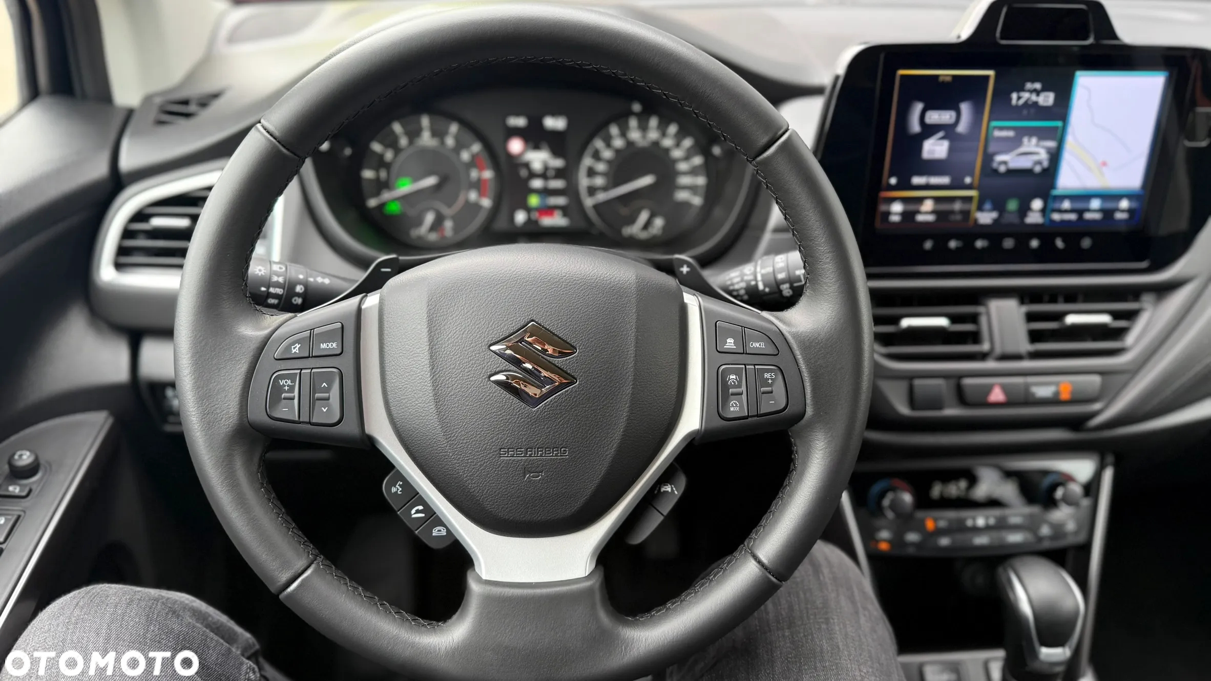 Suzuki SX4 S-Cross 1.5 DualJet Hybrid Premium Plus SP AGS - 18
