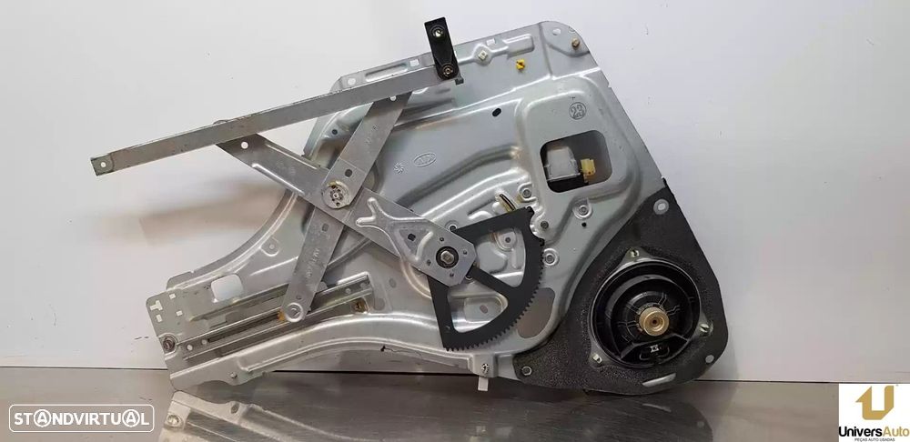 ELEVADOR DE VIDRO FRONTAL DIREITO KIA SPORTAGE 2006 -824801F000 - 2