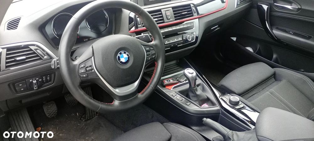BMW Seria 2 218i Coupe Sport Line - 12