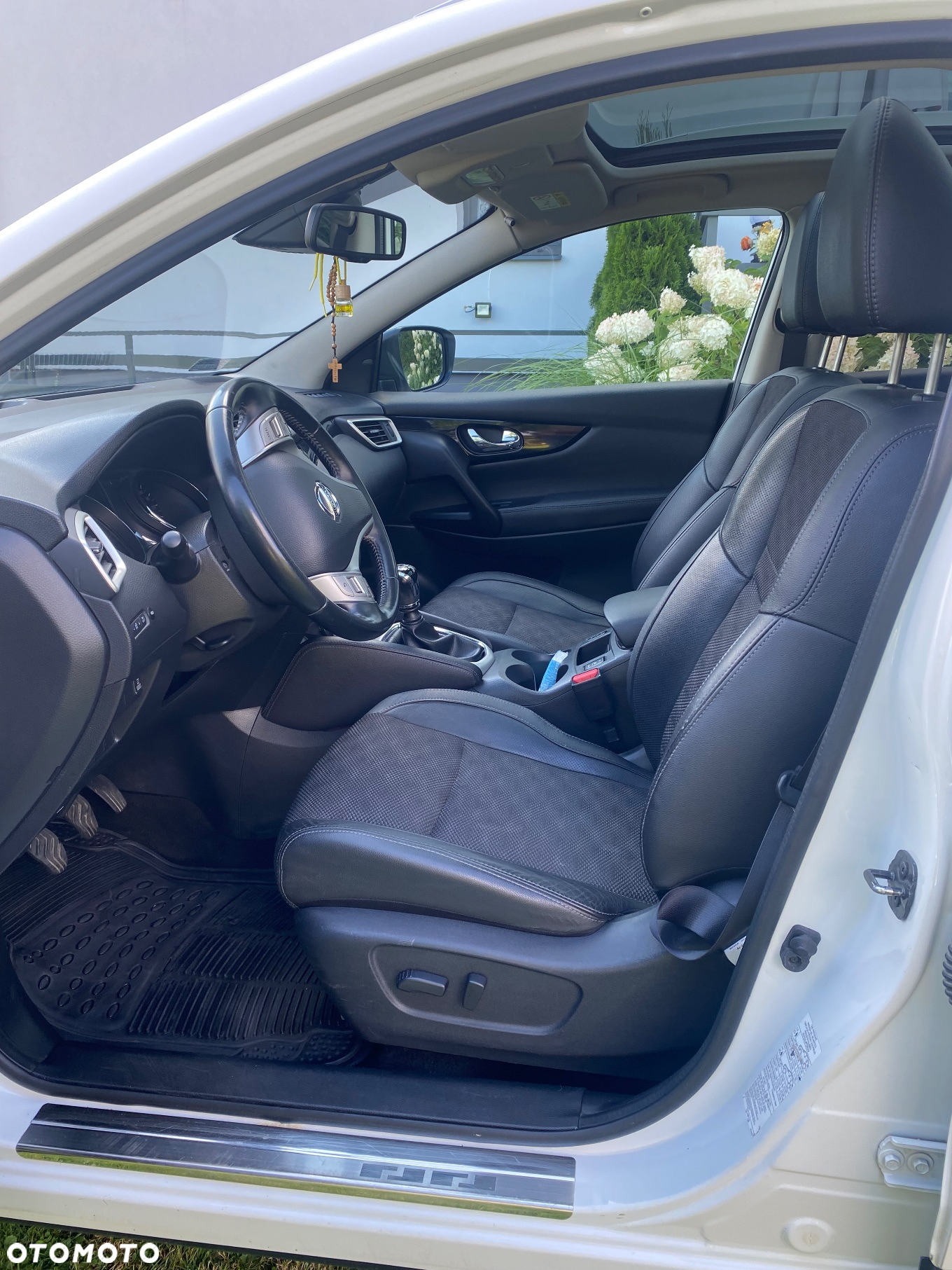 Nissan Qashqai 1.6 DCi 4x4 Tekna - 26