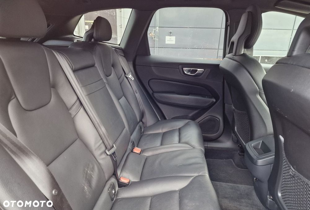 Volvo XC 60 - 11