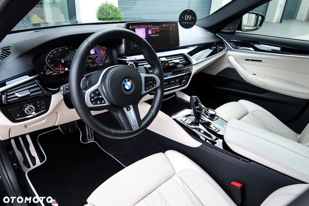 BMW Seria 5 540d xDrive mHEV M Sport sport - 18