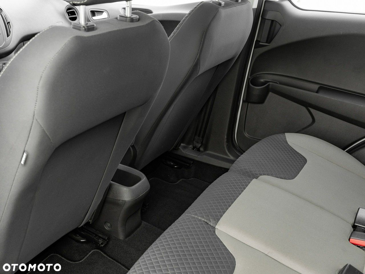 Ford Transit Courier 1.0 EcoBoost Trend - 20