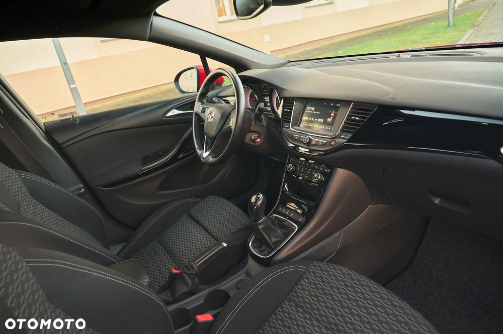 Opel Astra 1.4 Turbo Dynamic - 31