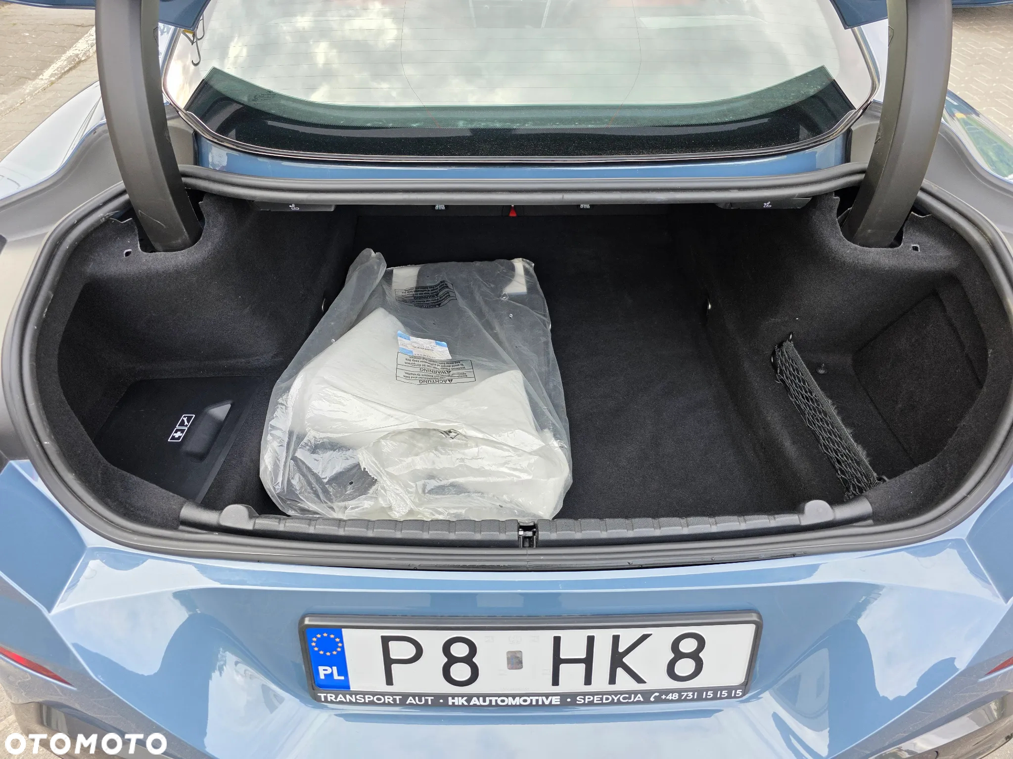 BMW Seria 8 - 21