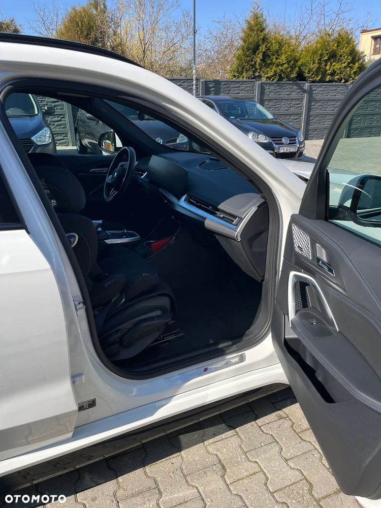 BMW X1 xDrive23d mHEV M Sport - 4