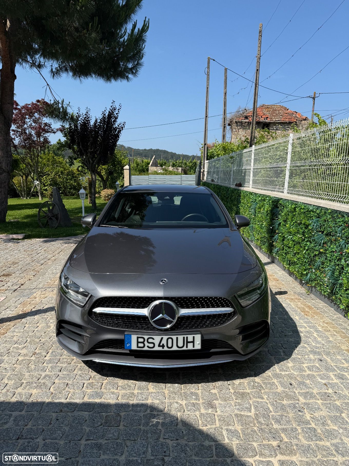Mercedes-Benz A 250 e AMG Line - 1