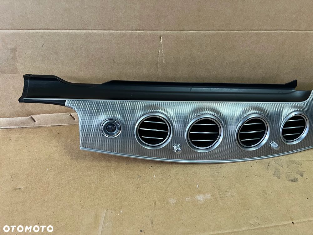 Kratka nawiewu środkowa dekor listwa Mercedes E-Klasa W213 A2136809100 - 2