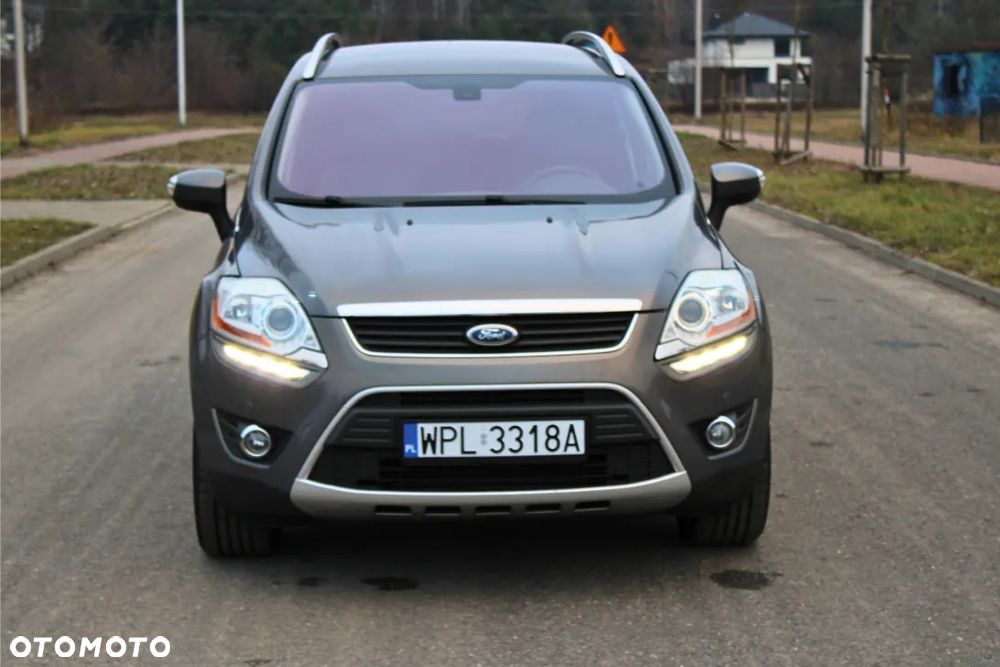 Ford Kuga 2.0 TDCi 2x4 Titanium - 2