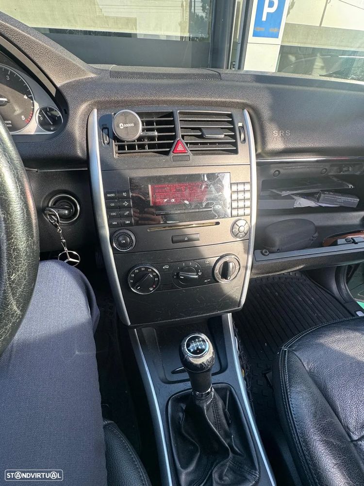 Mercedes-Benz B 200 CDI - 5