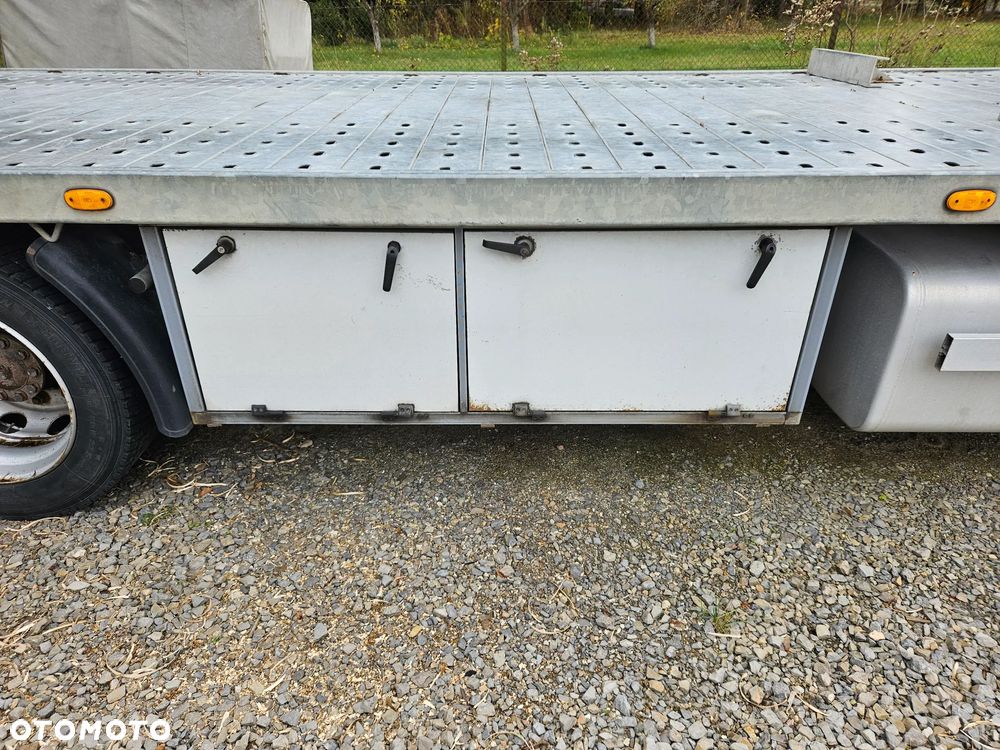 Mercedes-Benz Actros - 24