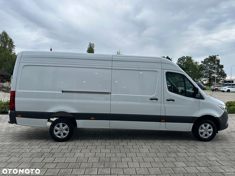 Mercedes-Benz Sprinter - 5