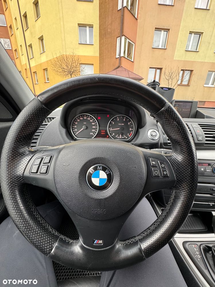 BMW Seria 1 - 22