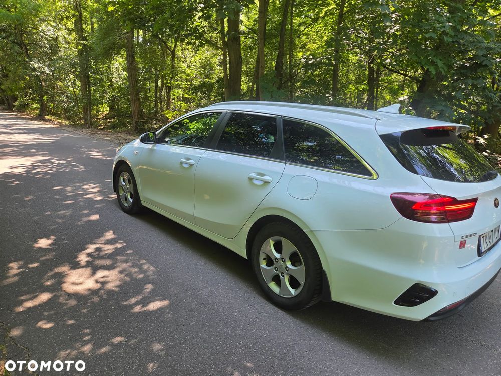 Kia Ceed 1.6 CRDi mHEV L Business Line DCT - 8