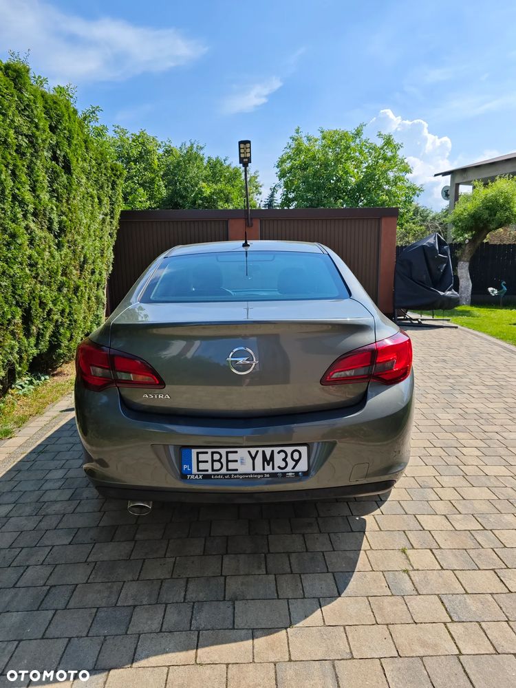 Opel Astra 1.6 - 3