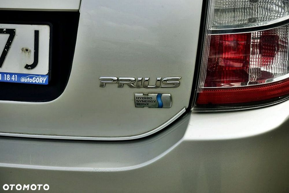 Toyota Prius - 13
