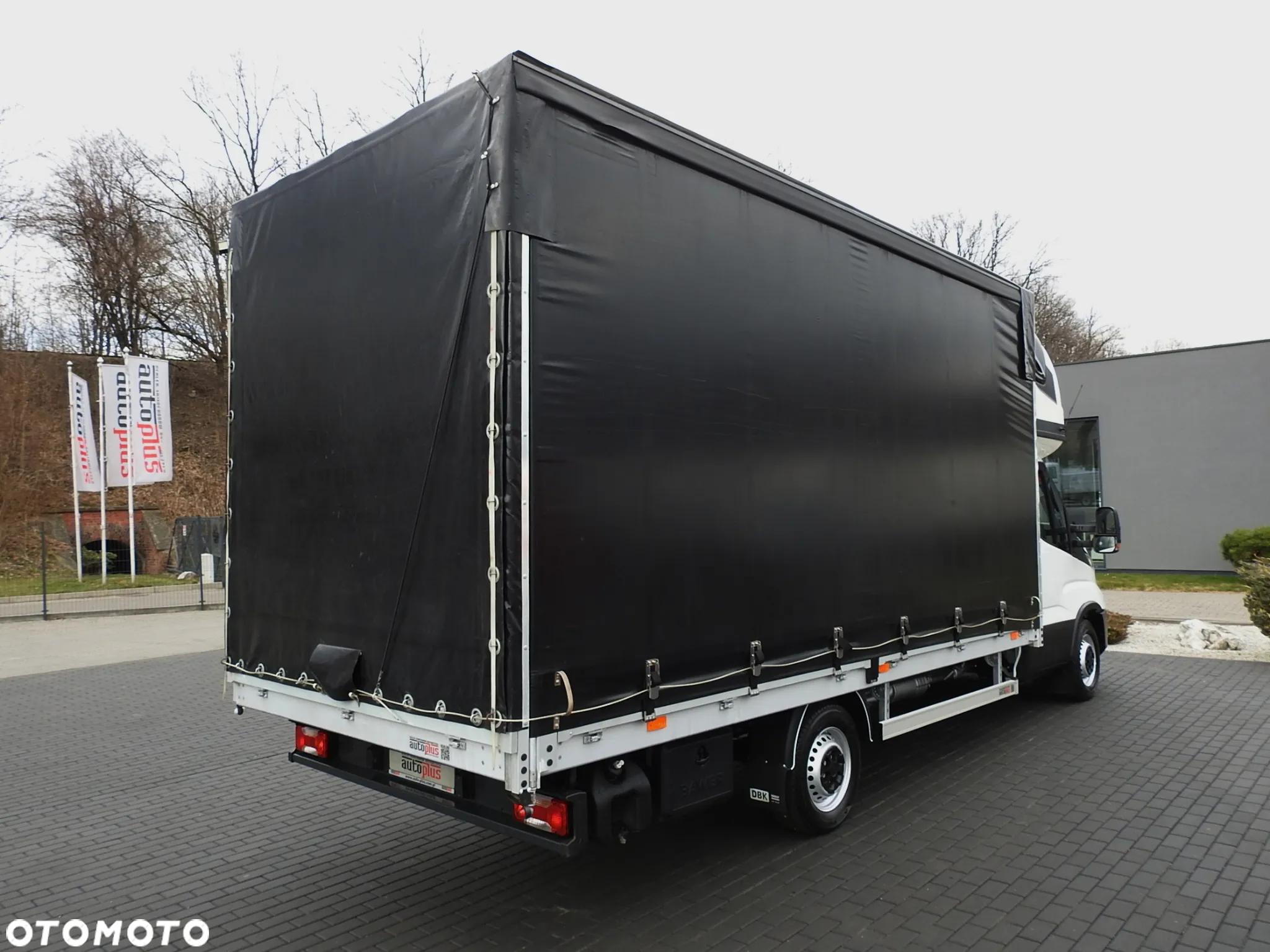 Iveco DAILY  35S18 PRITSCHE PLANE 10 PALETTEN WEBASTO TEMPOMAT LED LICHTER KLIMAANLAGE 180PS [ 437602 ] - 14