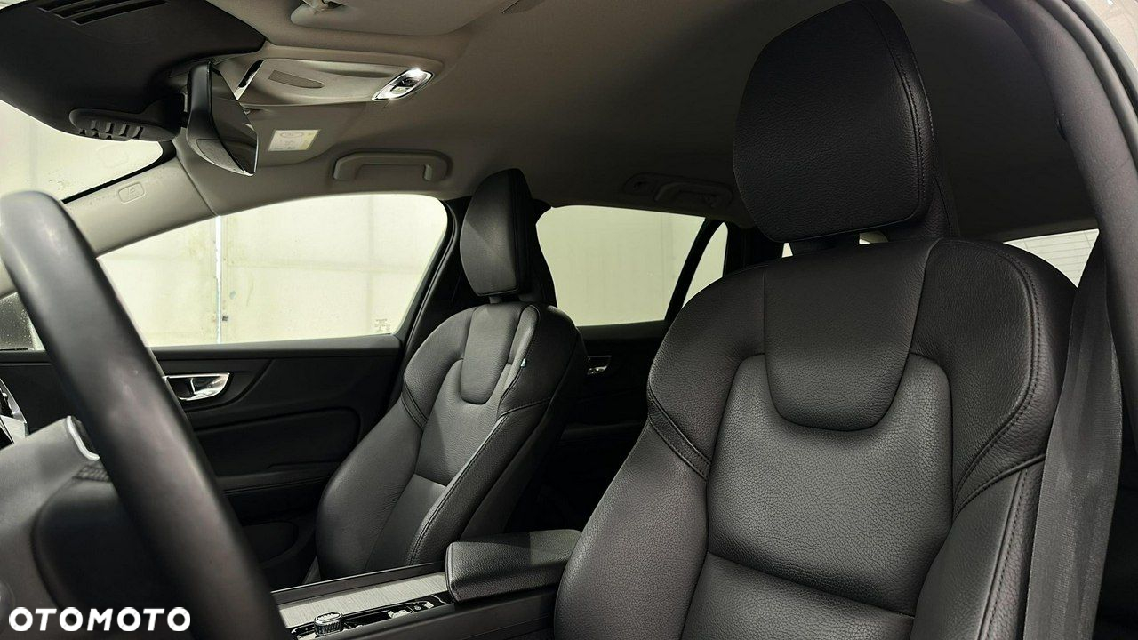 Volvo V60 B5 B AWD Inscription - 16