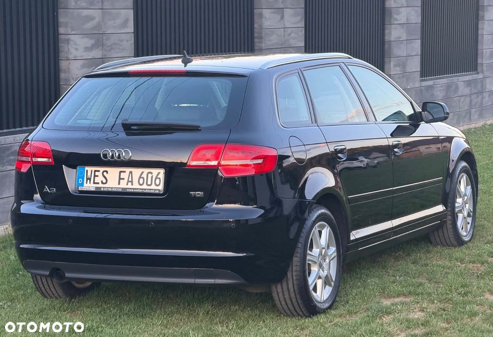 Audi A3 Sportback 2.0 TDI DPF S line Sportpaket - 15
