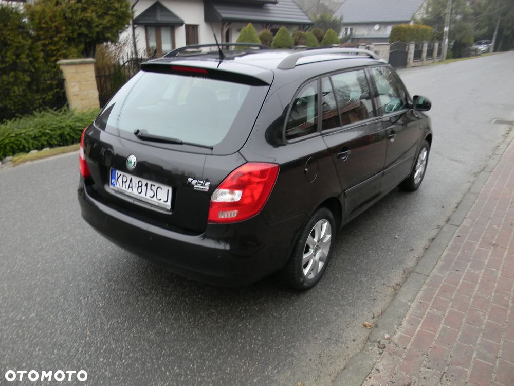 Skoda Fabia 1.2 HTP Elegance - 10