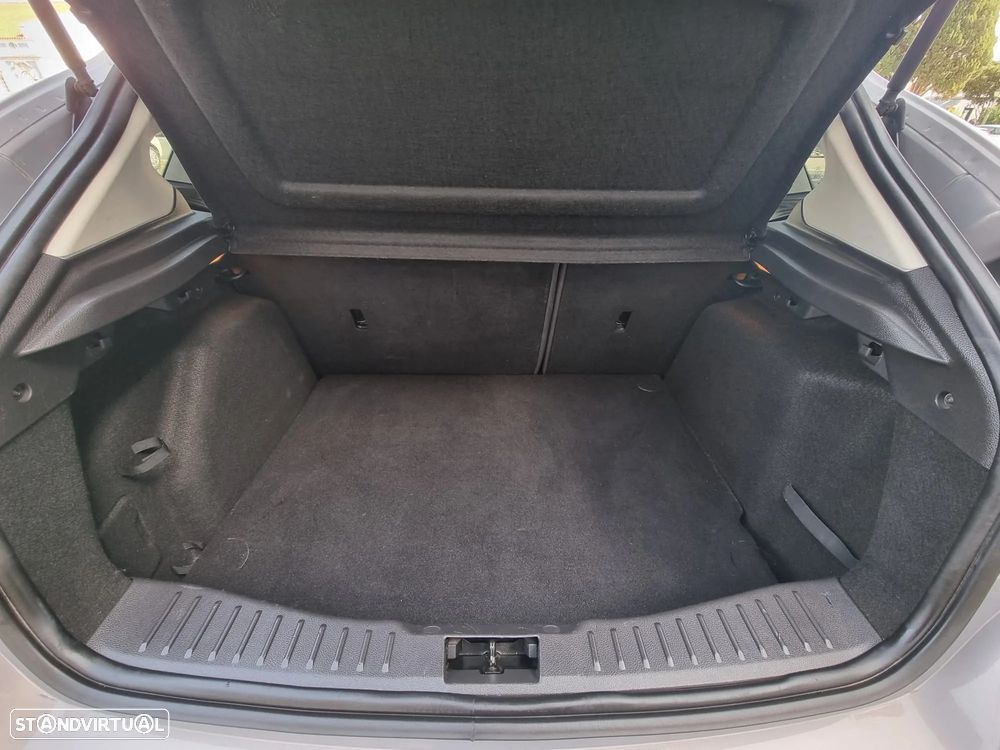 Ford Focus 1.6 EcoBoost S&S Titanium - 10