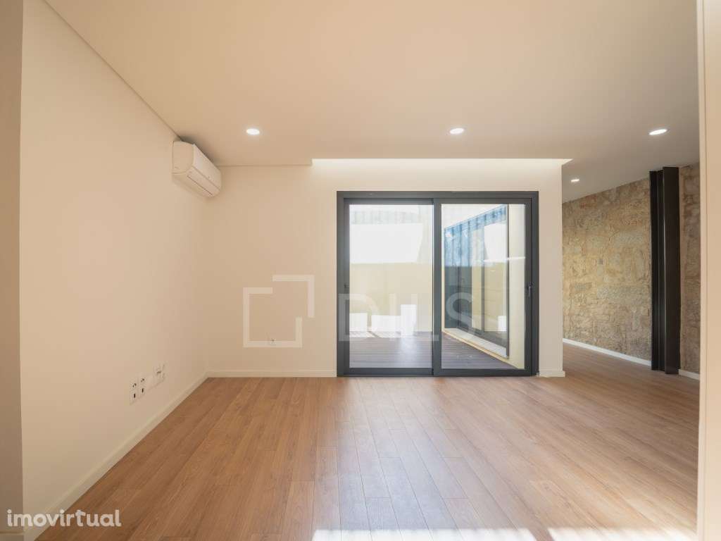 Apartamento T1+1 com jardim na Baixa do Porto - Grande imagem: 4/31