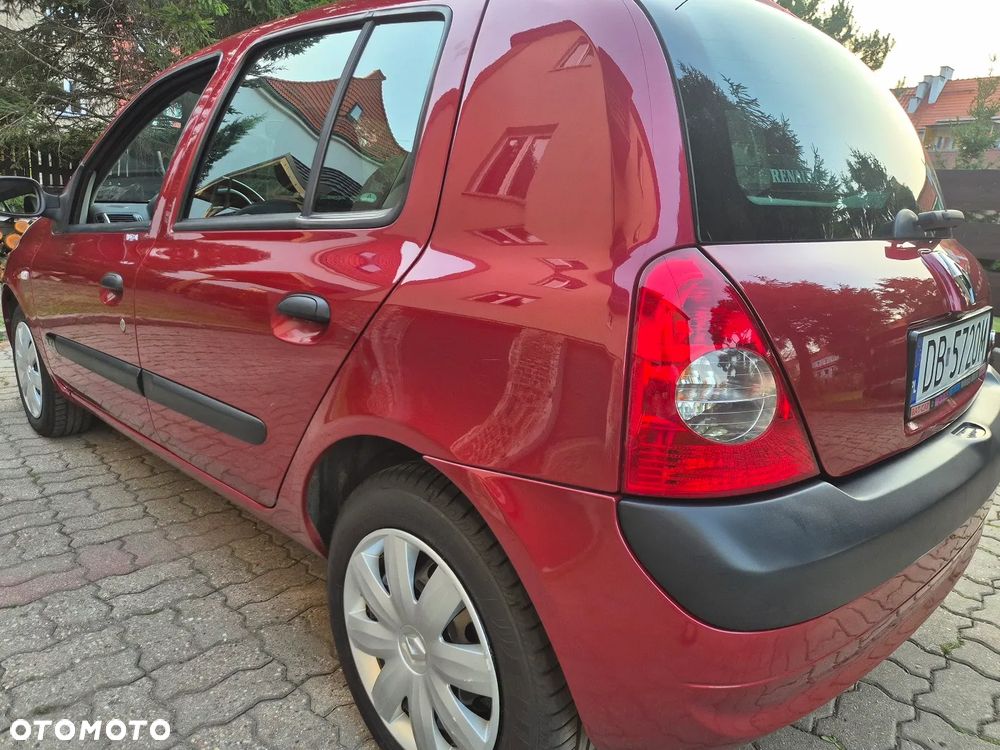 Renault Clio - 37