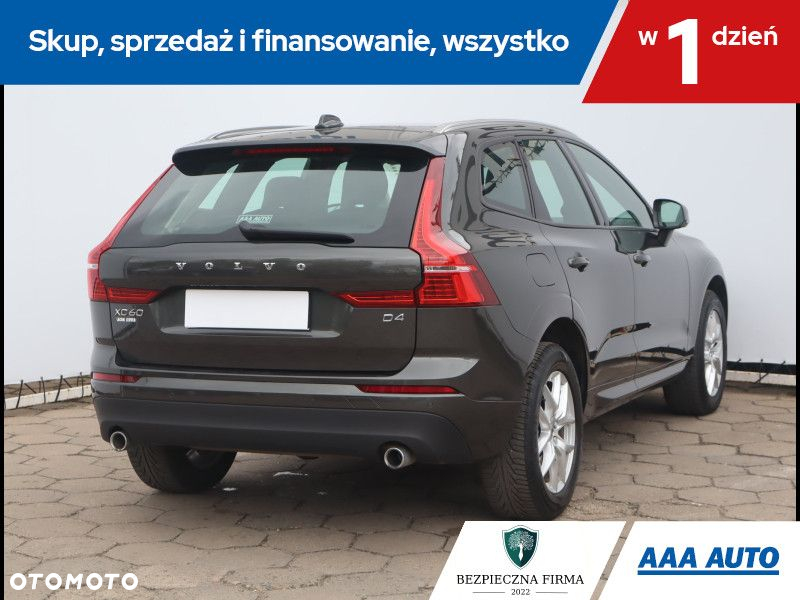 Volvo XC 60 - 6
