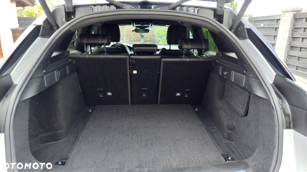 Land Rover Range Rover Velar 2.0 Si4 GPF R-Dynamic SE - 33