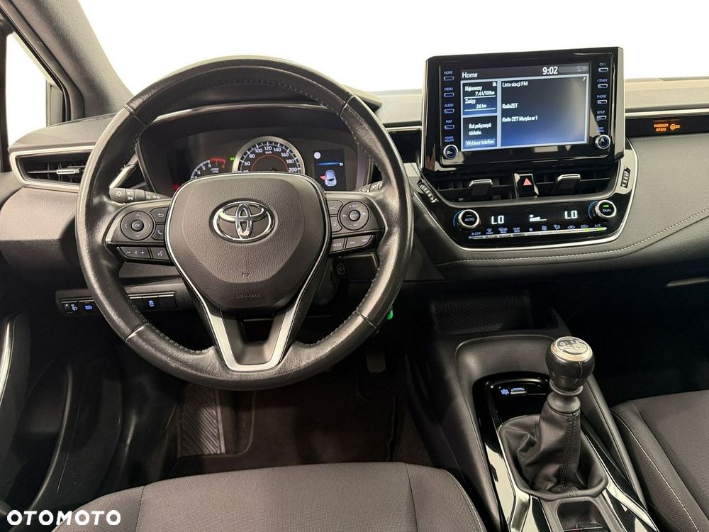 Toyota Corolla - 10
