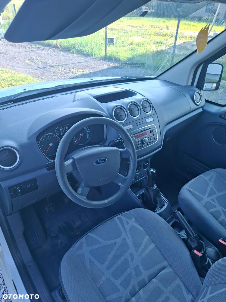 Ford Transit Connect - 37
