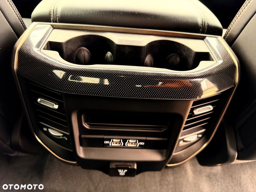 RAM 1500 5.7 Crew Cab Longbed Laramie Sport - 26