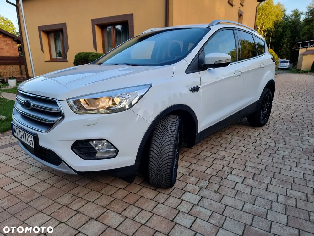 Ford Kuga 1.5 EcoBoost FWD Edition ASS MMT6 - 32