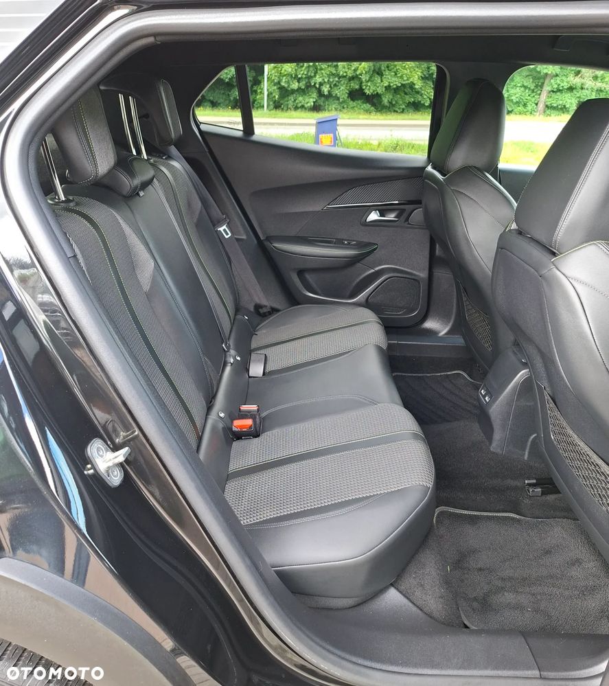 Peugeot 2008 1.5 BlueHDi GT Pack S&S EAT8 - 12