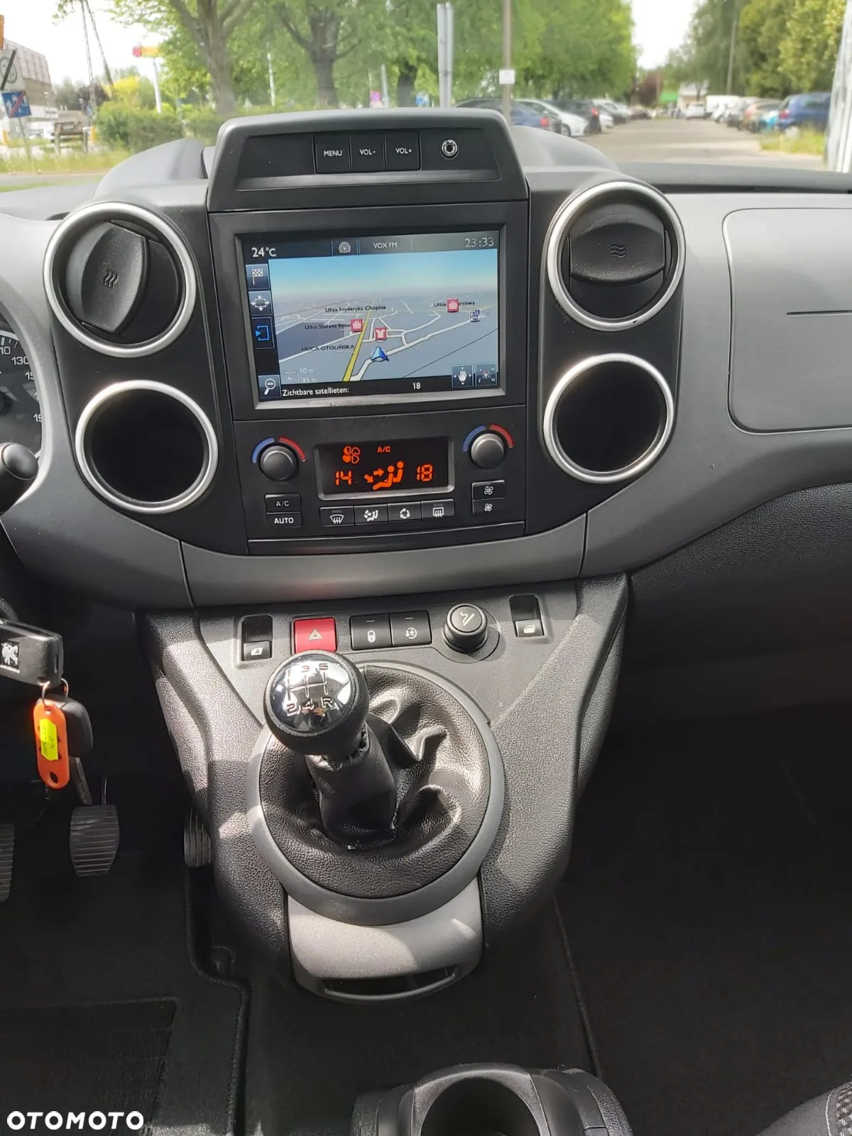 Peugeot Partner Tepee BlueHDi 100 Stop&Start Allure - 28