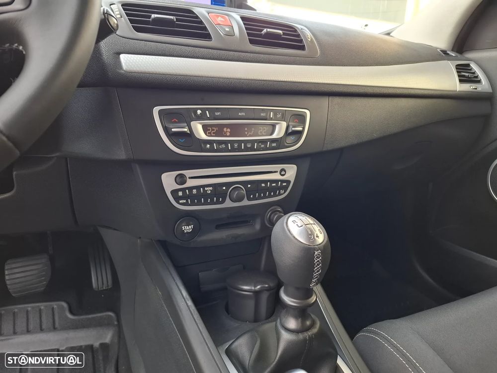 Renault Mégane Sport Tourer dCi 110 FAP Expression - 14