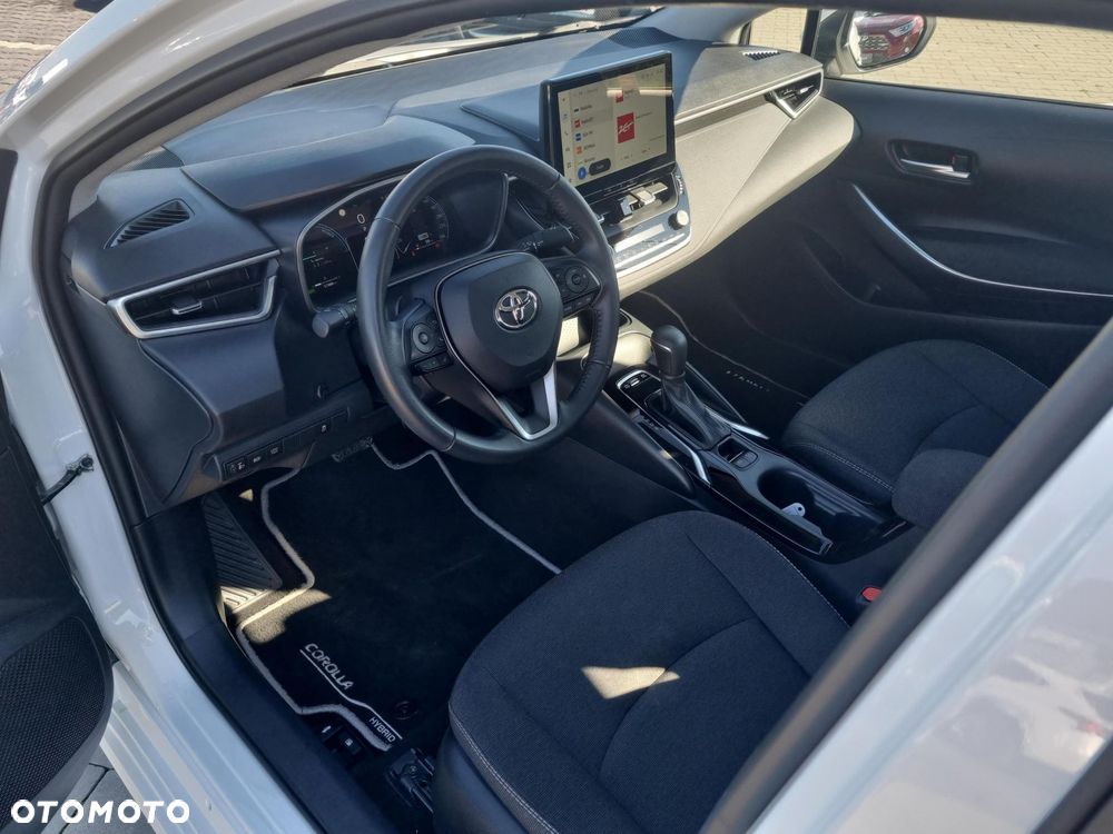 Toyota Corolla 1.8 Hybrid Comfort - 16