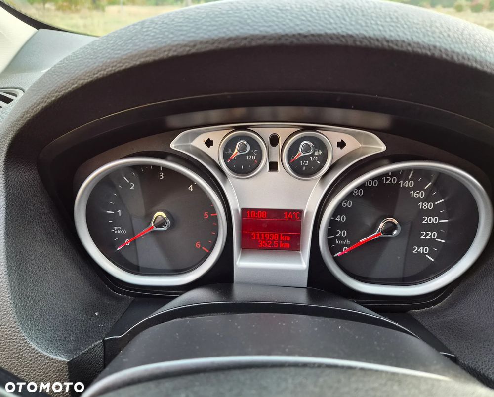 Ford Kuga - 7