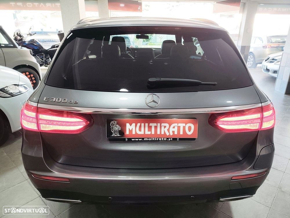 Mercedes-Benz E 300 de AMG Line - 6