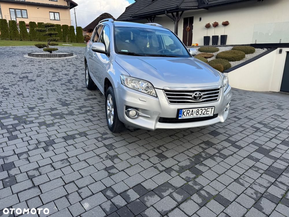 Toyota RAV4 2.2 D-4D Prestige - 17