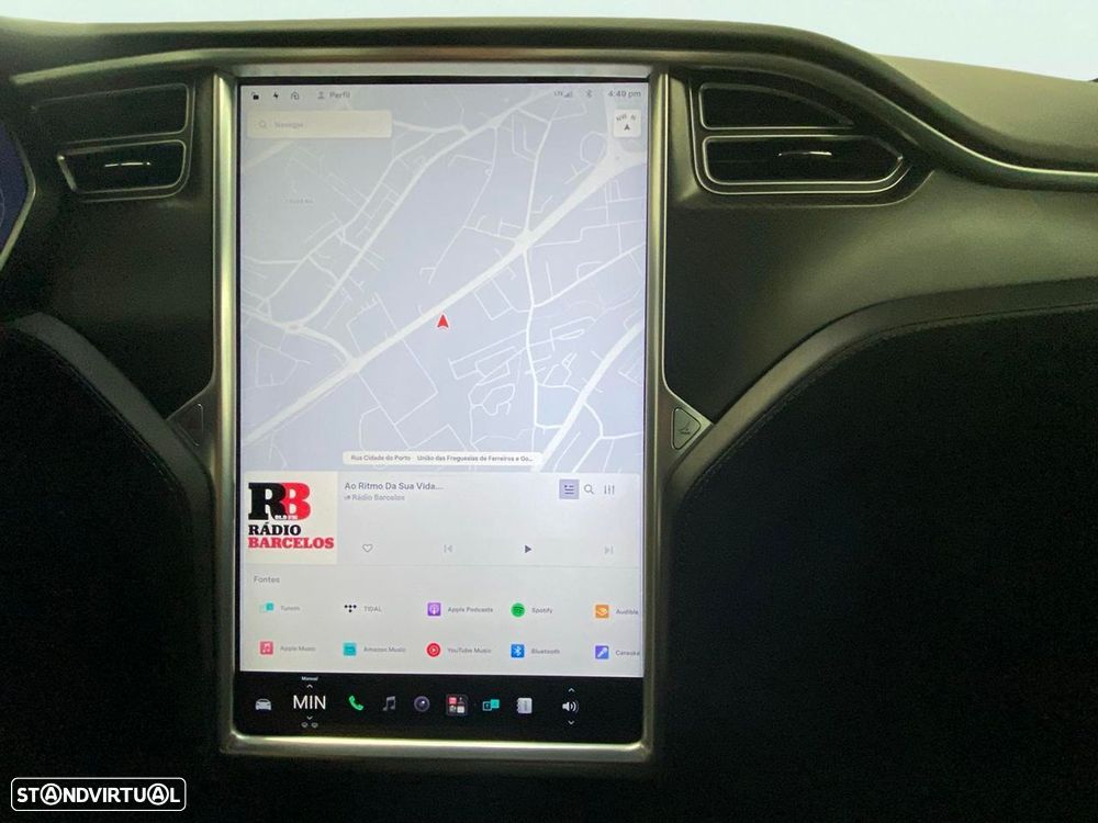 Tesla Model S - 12
