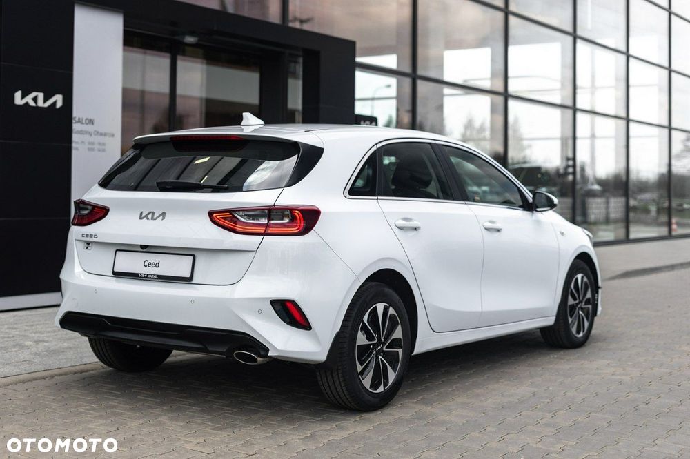 Kia Ceed - 3