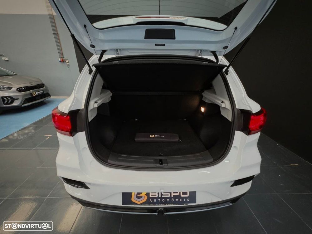 MG ZS EV 50.3 kWh Comfort — fotografia 17