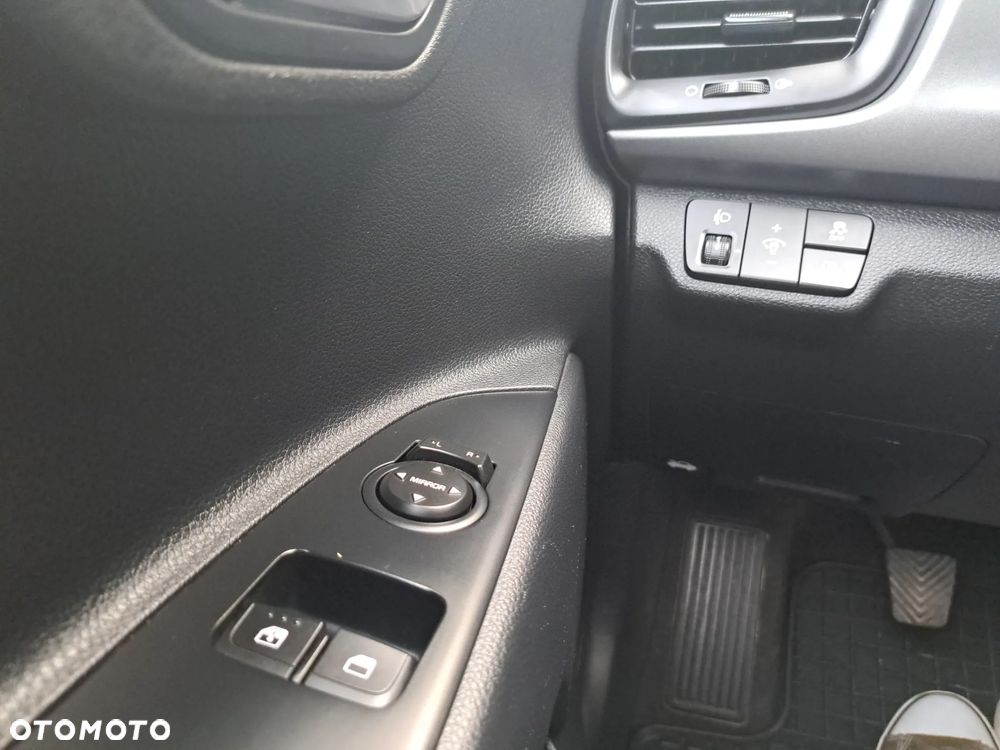 Kia Rio 1.2 M - 25
