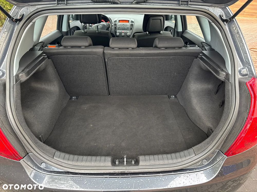 Kia Ceed - 17