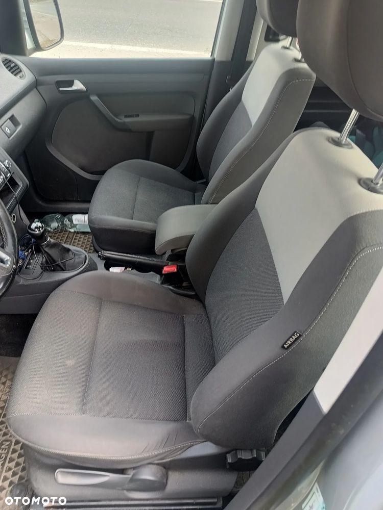 Volkswagen Caddy - 9