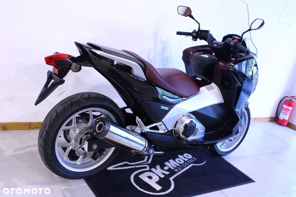 Honda NC - 6