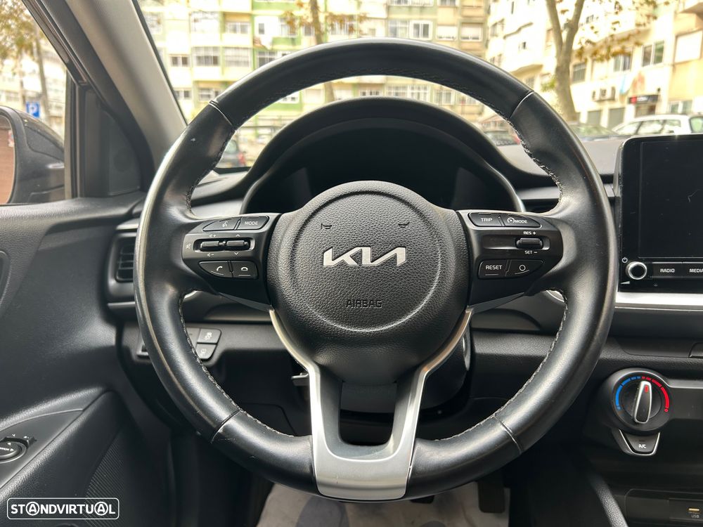 Kia Stonic 1.2 Dynamic - 27