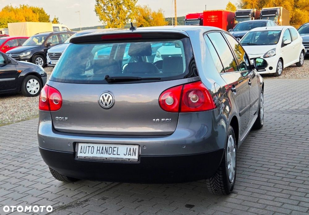 Volkswagen Golf - 4