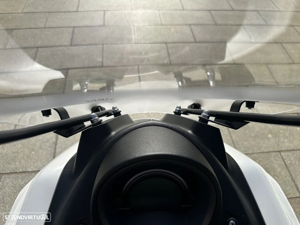 Yamaha NMAX 125 com Pack Urban - 34